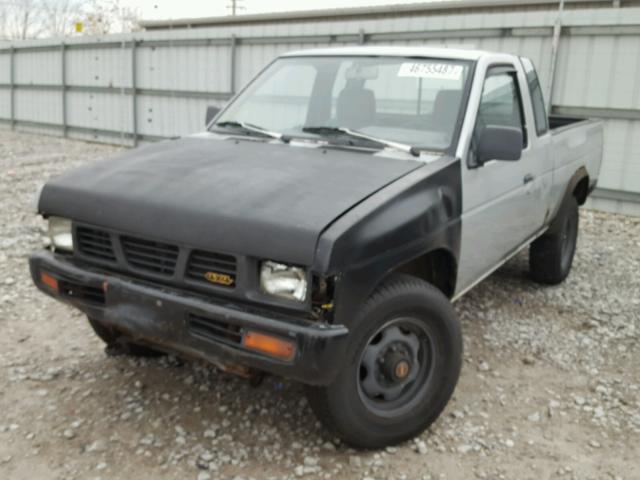 JN6HD16Y1GW006081 - 1986 NISSAN D21 GRAY photo 2