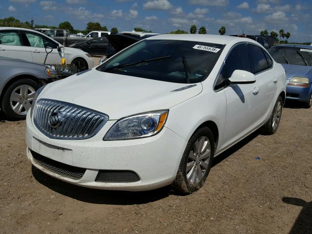 1G4PP5SK9G4161435 - 2016 BUICK VERANO WHITE photo 2