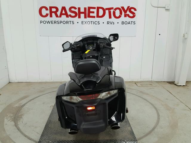 JH2SC6849DK001532 - 2013 HONDA GL1800 B BLACK photo 4