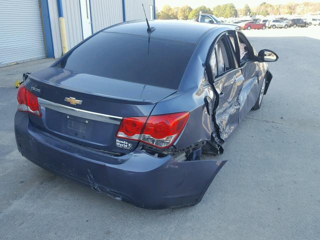 1G1PA5SH3D7152548 - 2013 CHEVROLET CRUZE LS BLUE photo 4