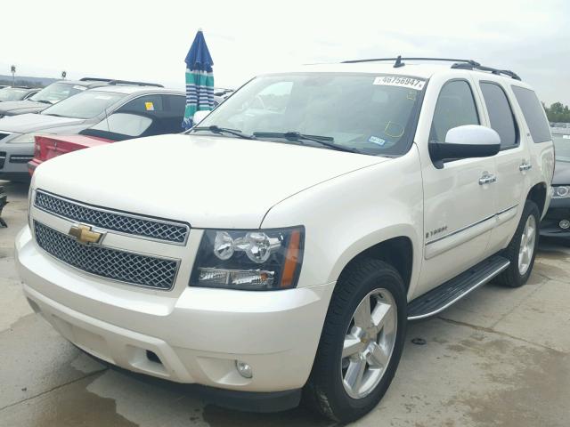 1GNFC13018R239963 - 2008 CHEVROLET TAHOE C150 CREAM photo 2