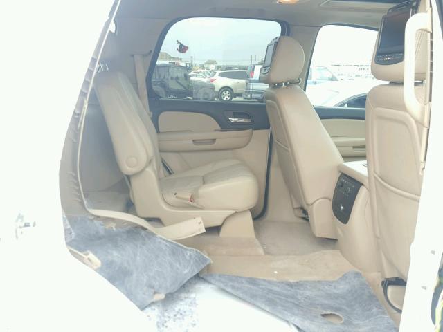 1GNFC13018R239963 - 2008 CHEVROLET TAHOE C150 CREAM photo 6