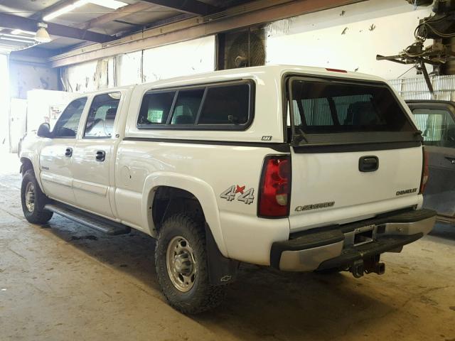 1GCHK23U54F162779 - 2004 CHEVROLET SILVERADO WHITE photo 3