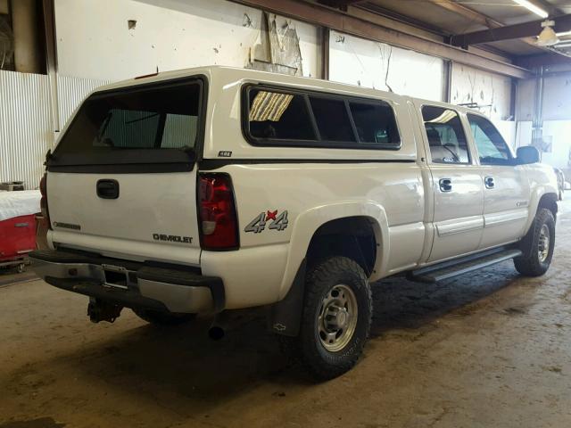 1GCHK23U54F162779 - 2004 CHEVROLET SILVERADO WHITE photo 4