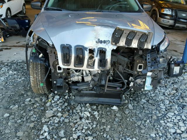 1C4PJMAB6FW595588 - 2015 JEEP CHEROKEE S SILVER photo 9