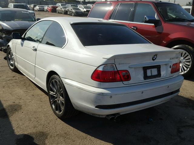 WBABD53454PL11510 - 2004 BMW 330 CI WHITE photo 3