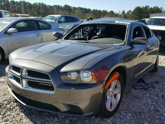 2C3CDXBG9EH268671 - 2014 DODGE CHARGER SE GRAY photo 2