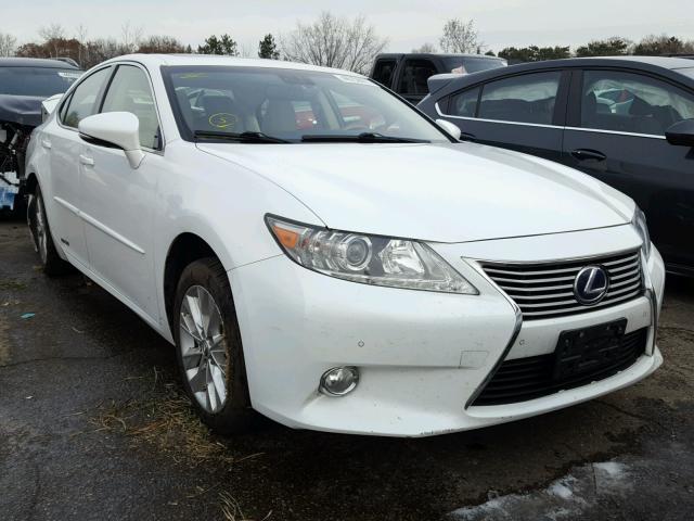 JTHBW1GG3D2033017 - 2013 LEXUS ES 300H WHITE photo 1