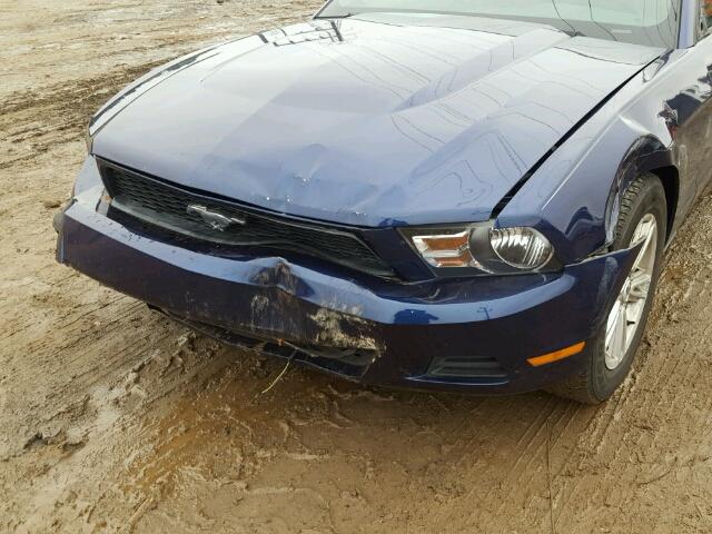 1ZVBP8AM5C5265697 - 2012 FORD MUSTANG BLUE photo 9