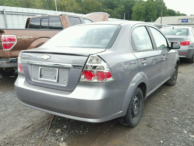 KL1TD5DE3AB092500 - 2010 CHEVROLET AVEO LS GRAY photo 4