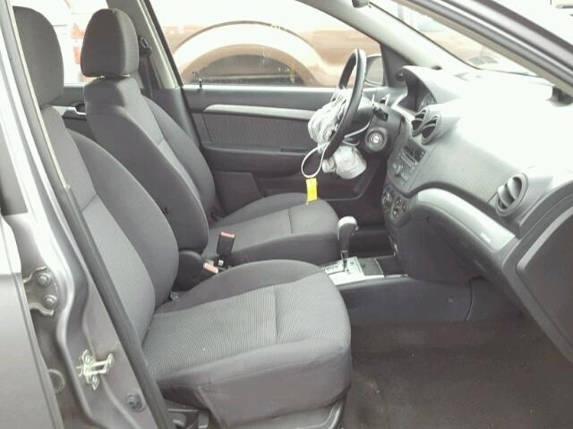 KL1TD5DE3AB092500 - 2010 CHEVROLET AVEO LS GRAY photo 5