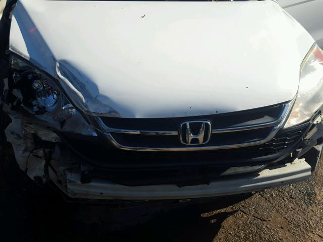 5J6RE3H44BL047061 - 2011 HONDA CR-V WHITE photo 7