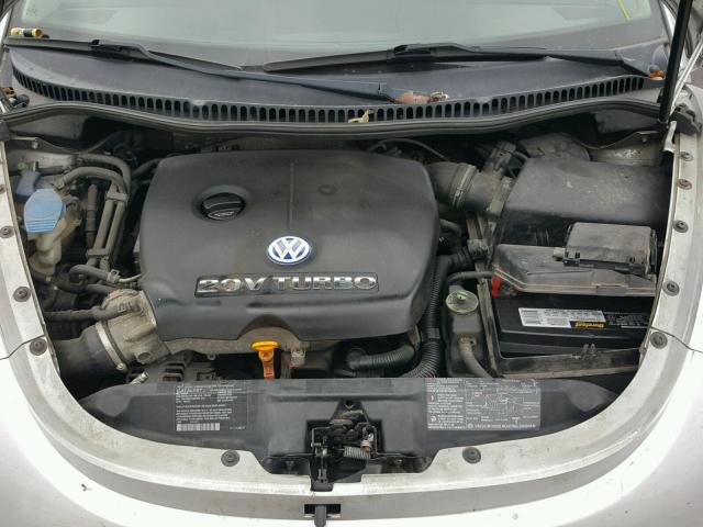 3VWDD21CX3M409552 - 2003 VOLKSWAGEN NEW BEETLE 银色 照片 7