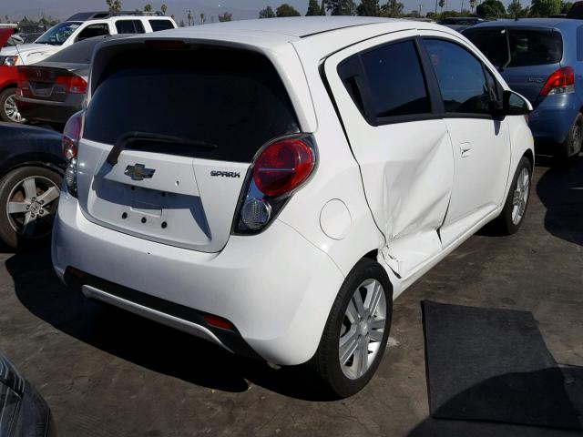 KL8CD6S96EC470712 - 2014 CHEVROLET SPARK 1LT WHITE photo 4