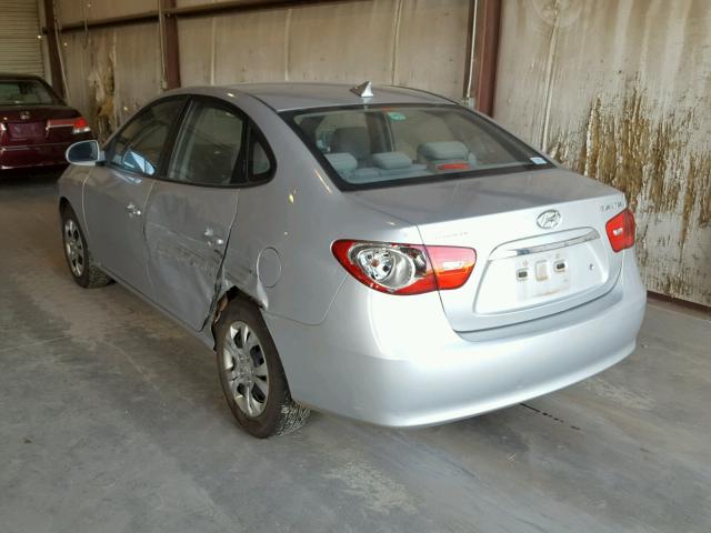 KMHDU4AD2AU928476 - 2010 HYUNDAI ELANTRA BL SILVER photo 3