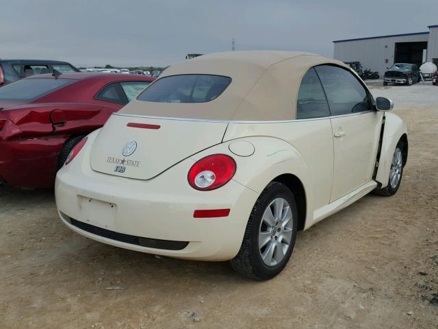 3VWPF31YX8M407171 - 2008 VOLKSWAGEN NEW BEETLE 奶油色 照片 4