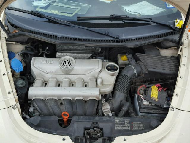 3VWPF31YX8M407171 - 2008 VOLKSWAGEN NEW BEETLE CREAM photo 7