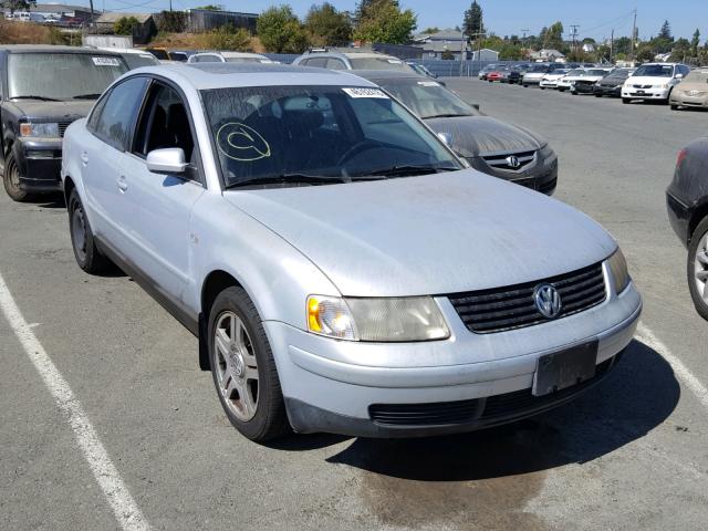 WVWEH63B71E033452 - 2001 VOLKSWAGEN PASSAT GLX SILVER photo 1