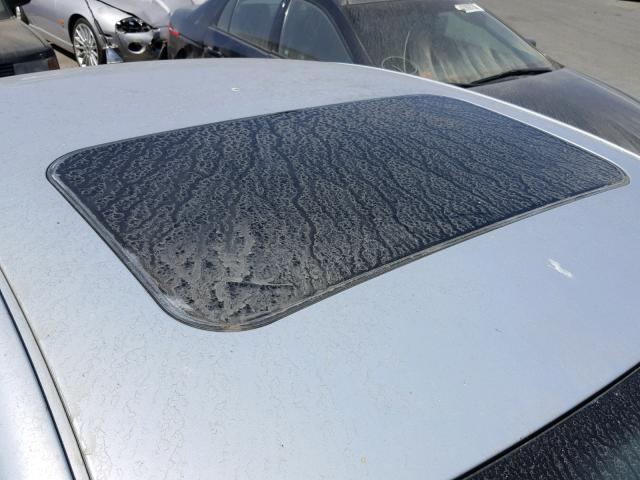 WVWEH63B71E033452 - 2001 VOLKSWAGEN PASSAT GLX SILVER photo 9