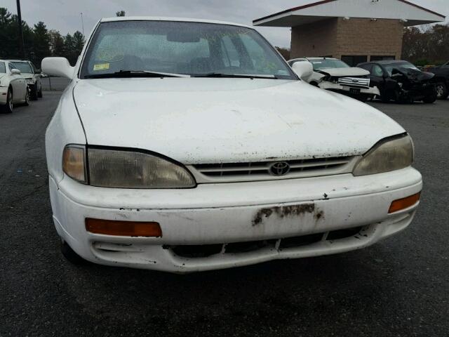 4T1BG12K4TU938648 - 1996 TOYOTA CAMRY DX WHITE photo 9