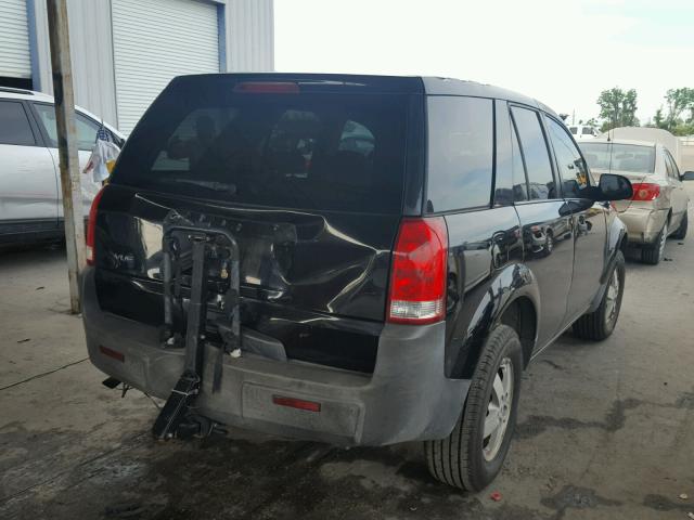 5GZCZ23D25S856939 - 2005 SATURN VUE BLACK photo 4