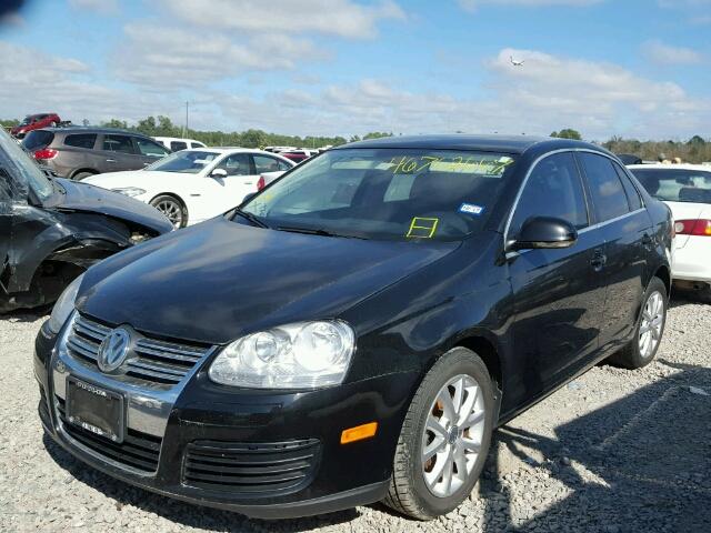 3VWRX7AJ4AM046087 - 2010 VOLKSWAGEN JETTA SE 黑色 照片 2