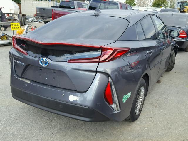 JTDKARFPXH3017686 - 2017 TOYOTA PRIUS PRIM შავი ფოტო 4