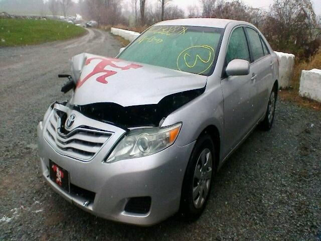 4T4BF3EK6AR021269 - 2010 TOYOTA CAMRY BASE SILVER photo 2