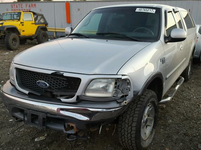 2FTRX18L52CA27620 - 2002 FORD F150 WHITE photo 2