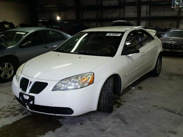 1G2ZH58NX74139251 - 2007 PONTIAC G6 GT WHITE photo 2