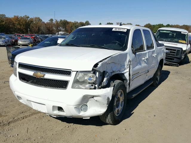 3GNEC12J27G282356 - 2007 CHEVROLET AVALANCHE WHITE photo 2