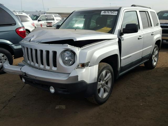 1J4NF1GB9BD250280 - 2011 JEEP PATRIOT SP SILVER photo 2