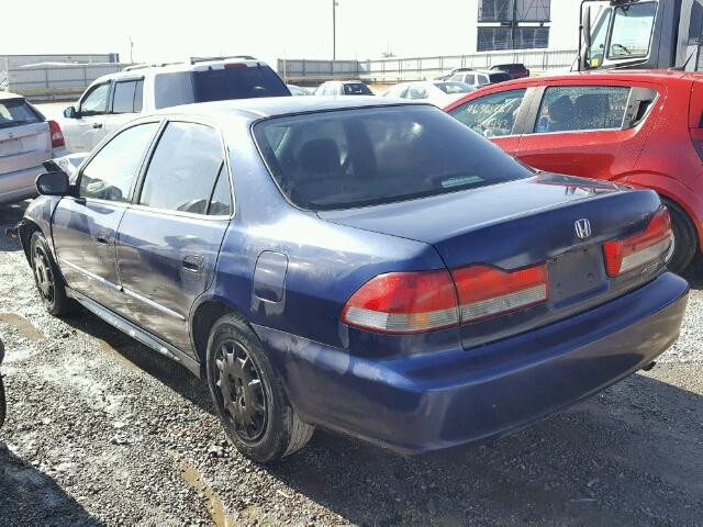 1HGCG55411A127967 - 2001 HONDA ACCORD LX BLUE photo 3