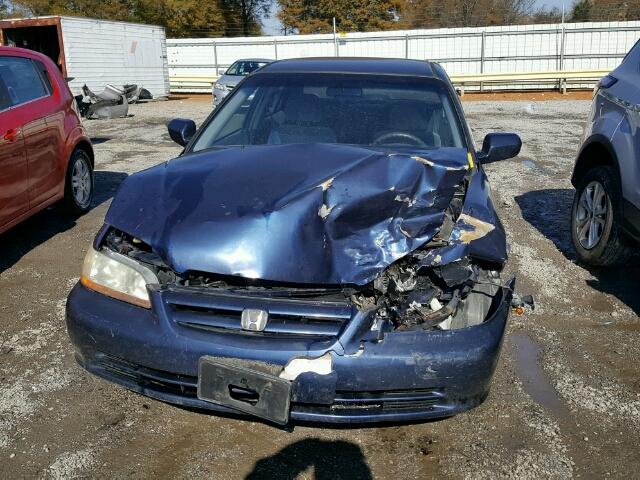 1HGCG55411A127967 - 2001 HONDA ACCORD LX BLUE photo 9