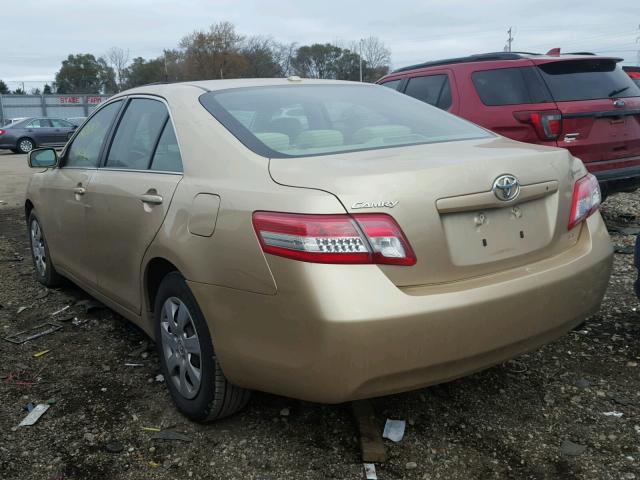 4T1BF3EK0AU064743 - 2010 TOYOTA CAMRY BASE GOLD photo 3