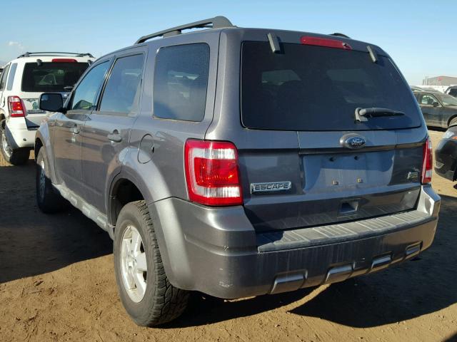 1FMCU9DG8AKA52023 - 2010 FORD ESCAPE XLT GRAY photo 3