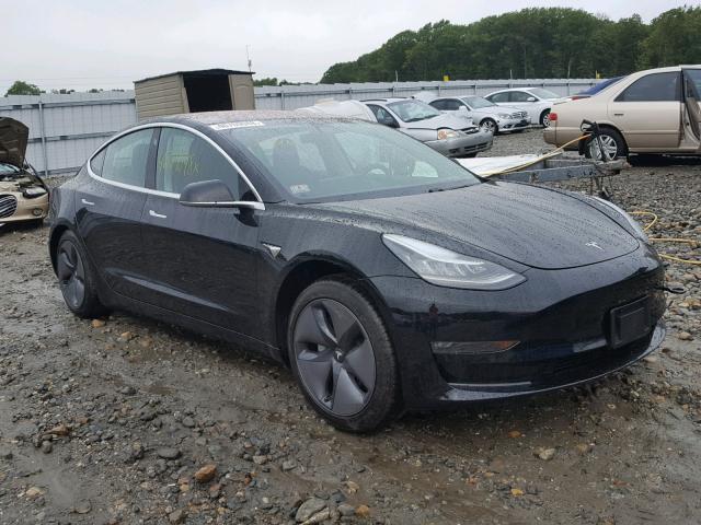 5YJ3E1EA3JF025502 - 2018 TESLA MODEL 3 შავი ფოტო 1