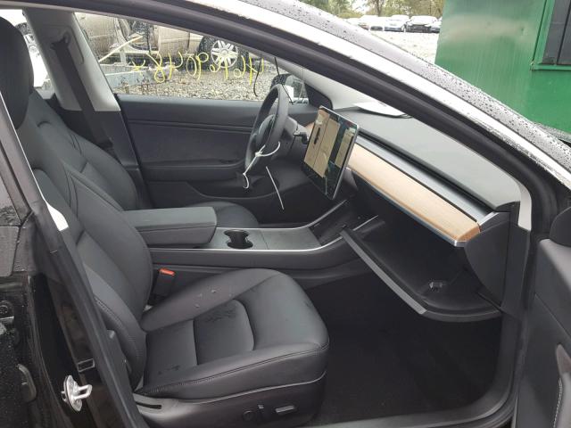 5YJ3E1EA3JF025502 - 2018 TESLA MODEL 3 შავი ფოტო 5