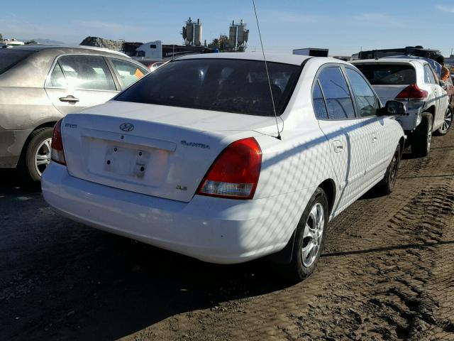 KMHDN45DX2U436903 - 2002 HYUNDAI ELANTRA GL WHITE photo 4