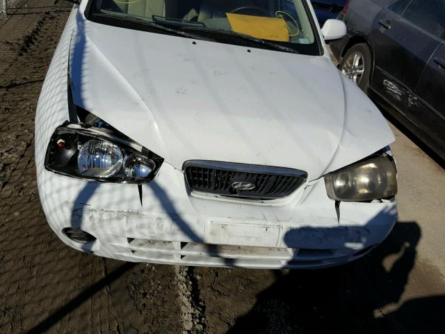 KMHDN45DX2U436903 - 2002 HYUNDAI ELANTRA GL WHITE photo 9