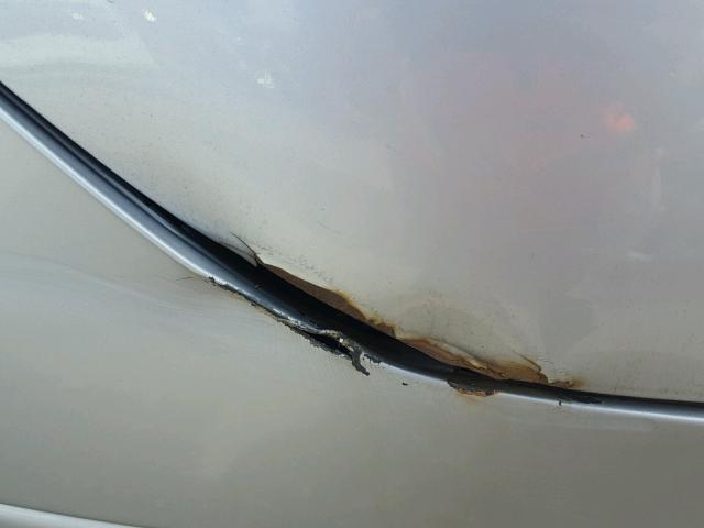 2B3HD46R24H678479 - 2004 DODGE INTREPID S SILVER photo 9