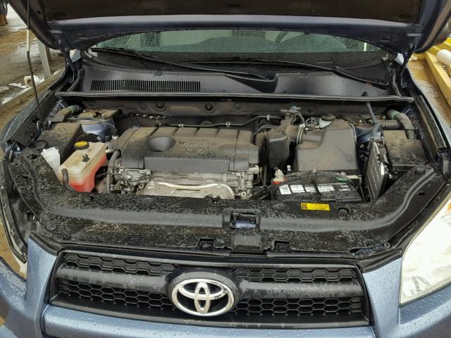 2T3ZF4DV5BW080655 - 2011 TOYOTA RAV4 BLUE photo 7