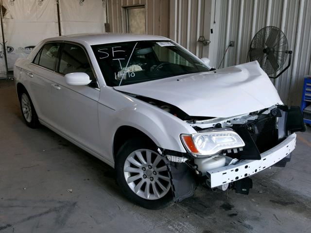 2C3CCAAGXCH141166 - 2012 CHRYSLER 300 WHITE photo 1