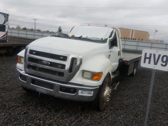 3FRNF6FC2BV545655 - 2011 FORD F650 SUPER WHITE photo 2