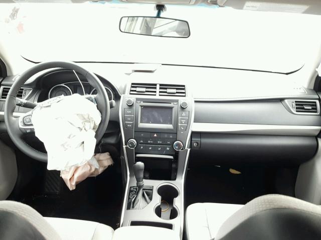 4T1BF1FK0HU675269 - 2017 TOYOTA CAMRY LE ბურგუნდია ფოტო 9