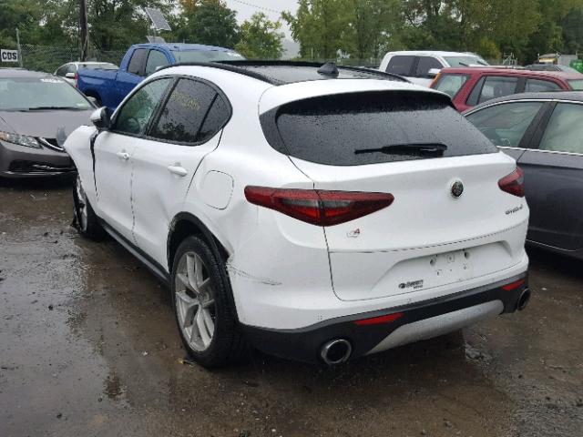 ZASFAKNN6J7B89793 - 2018 ALFA ROMEO STELVIO TI WHITE photo 3
