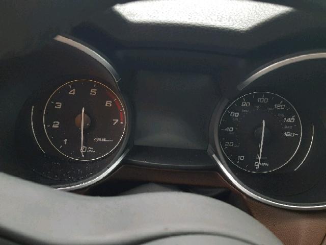 ZASFAKNN6J7B89793 - 2018 ALFA ROMEO STELVIO TI WHITE photo 8