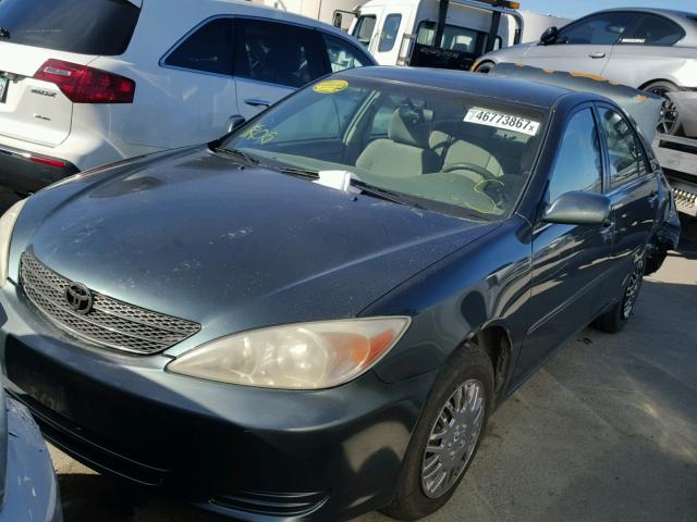 4T1BE32K43U763495 - 2003 TOYOTA CAMRY LE GREEN photo 2