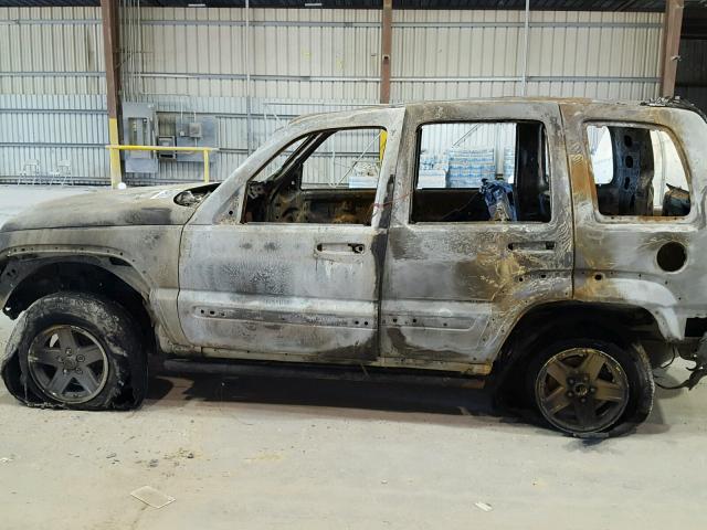1J4GK38K16W129350 - 2006 JEEP LIBERTY RE BURN photo 9