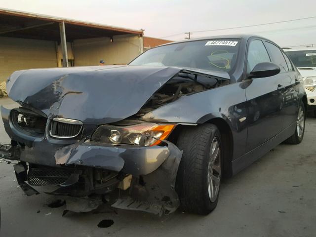 WBAVC535X7FZ72582 - 2007 BMW 328 I SULE GRAY photo 2